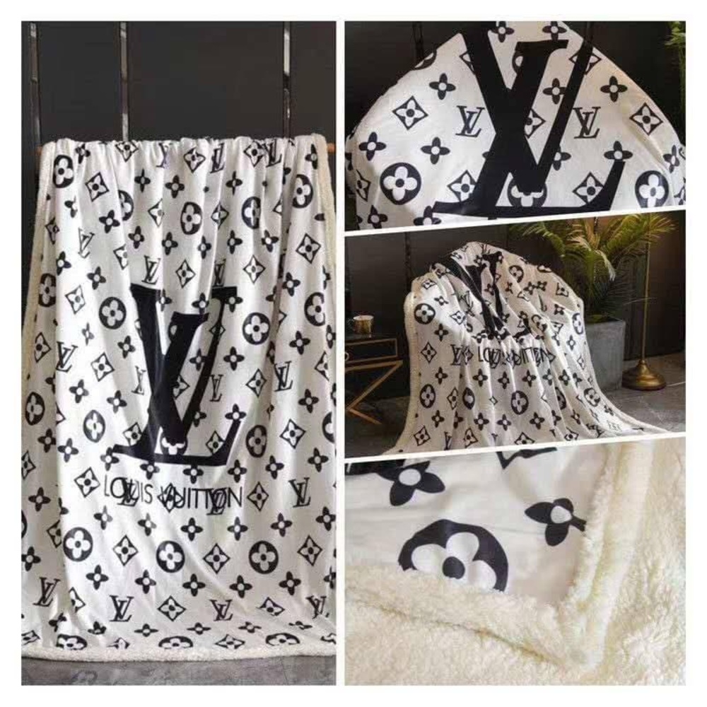 Designer inspired Sherpa blanket-L*